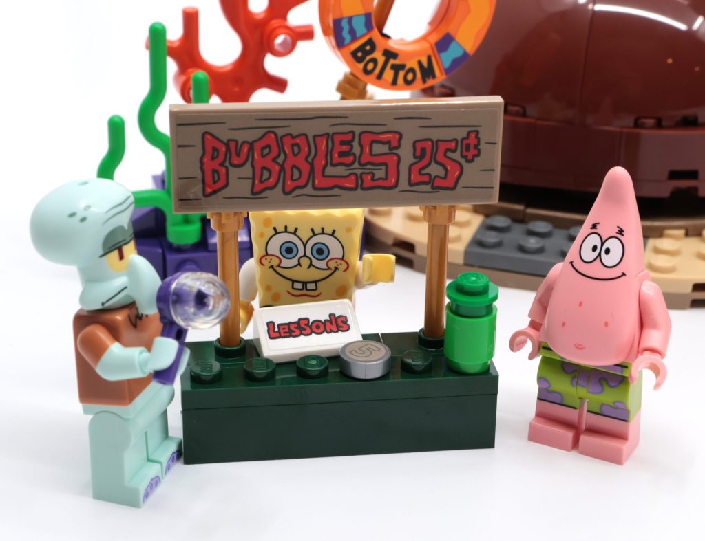 LEGO Icons 11386 SpongeBob SquarePants: Bikini Bottom