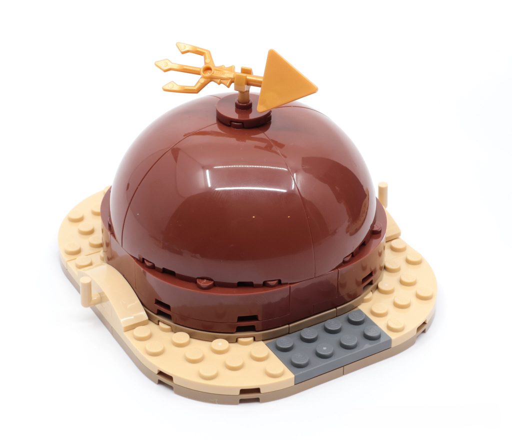 LEGO Icons 11386 SpongeBob SquarePants: Bikini Bottom