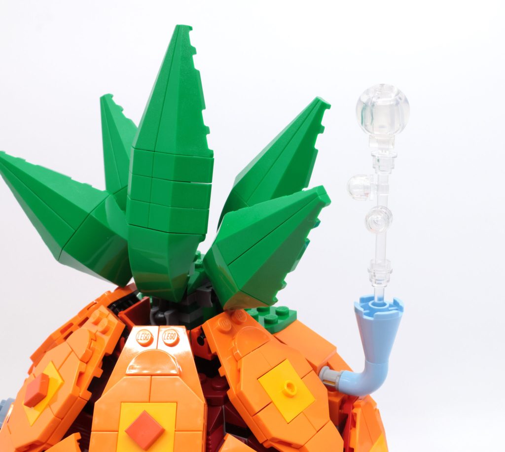 LEGO Icons 11386 SpongeBob SquarePants: Bikini Bottom