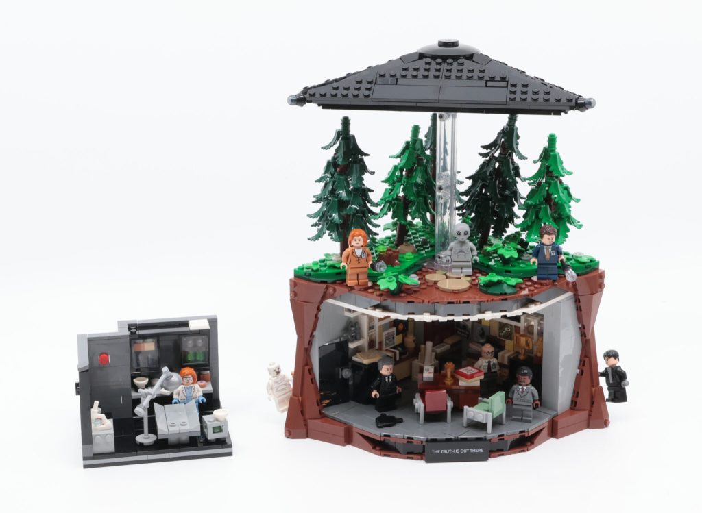 Набори LEGO 40896 The X-Files: Scully’s Lab та LEGO Ideas 21369 The X-Files