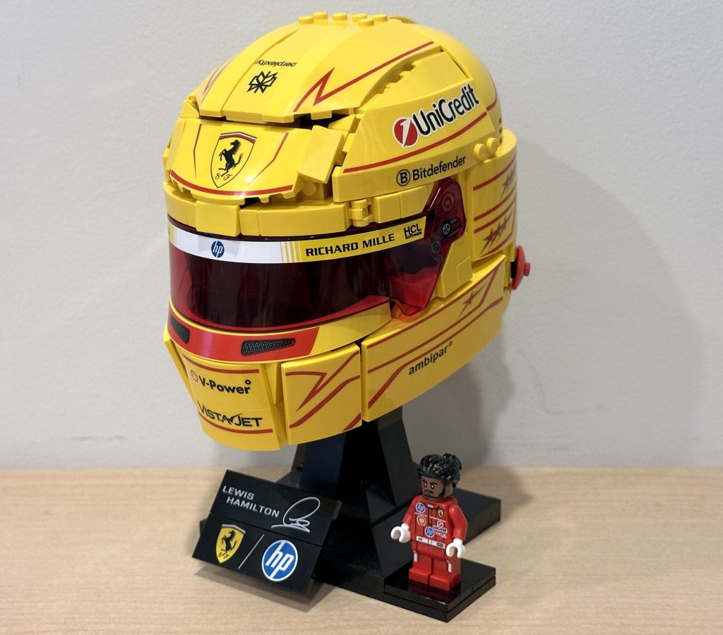 LEGO 43022 Scuderia Ferrari HP Lewis Hamilton Helmet