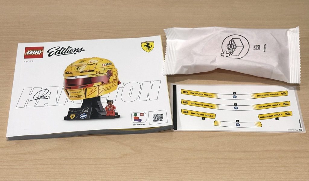 LEGO 43022 Scuderia Ferrari HP Lewis Hamilton Helmet