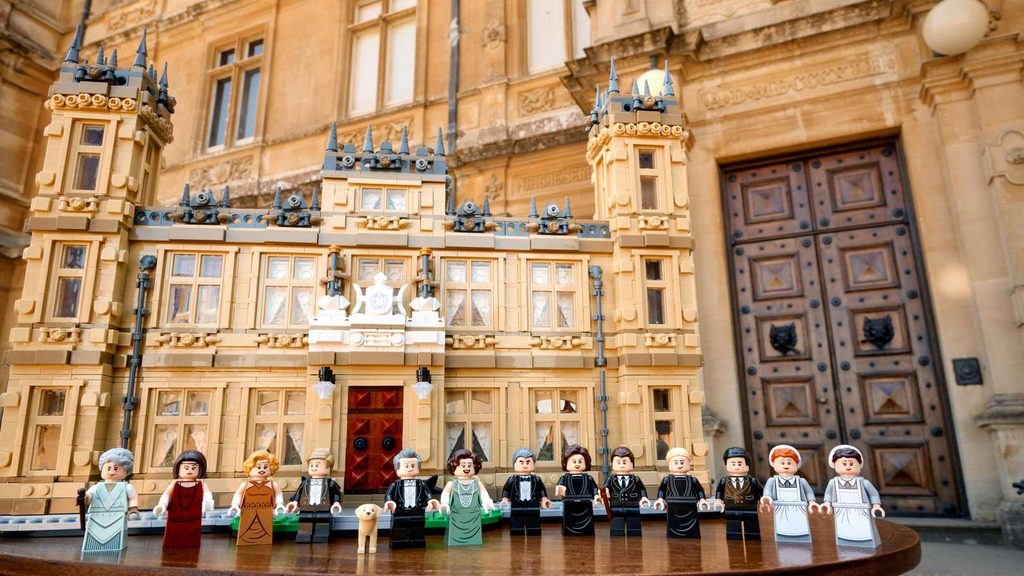 LEGO Ideas 21373 Downton Abbey